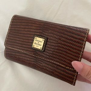 Dooney & Bourke Wallet!